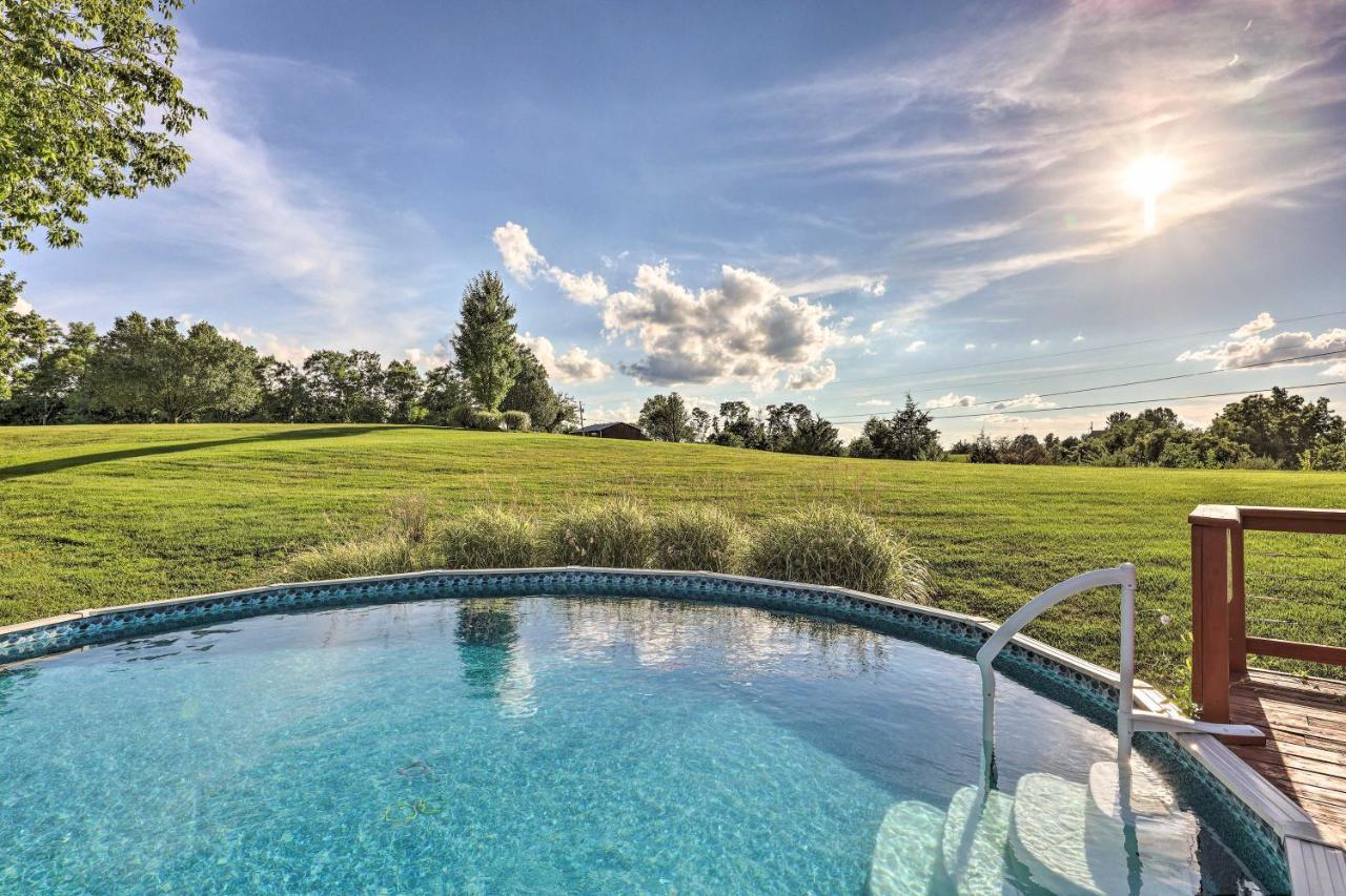 Williamstown Gem With Private Pool And Hot Tub! Βίλα Εξωτερικό φωτογραφία