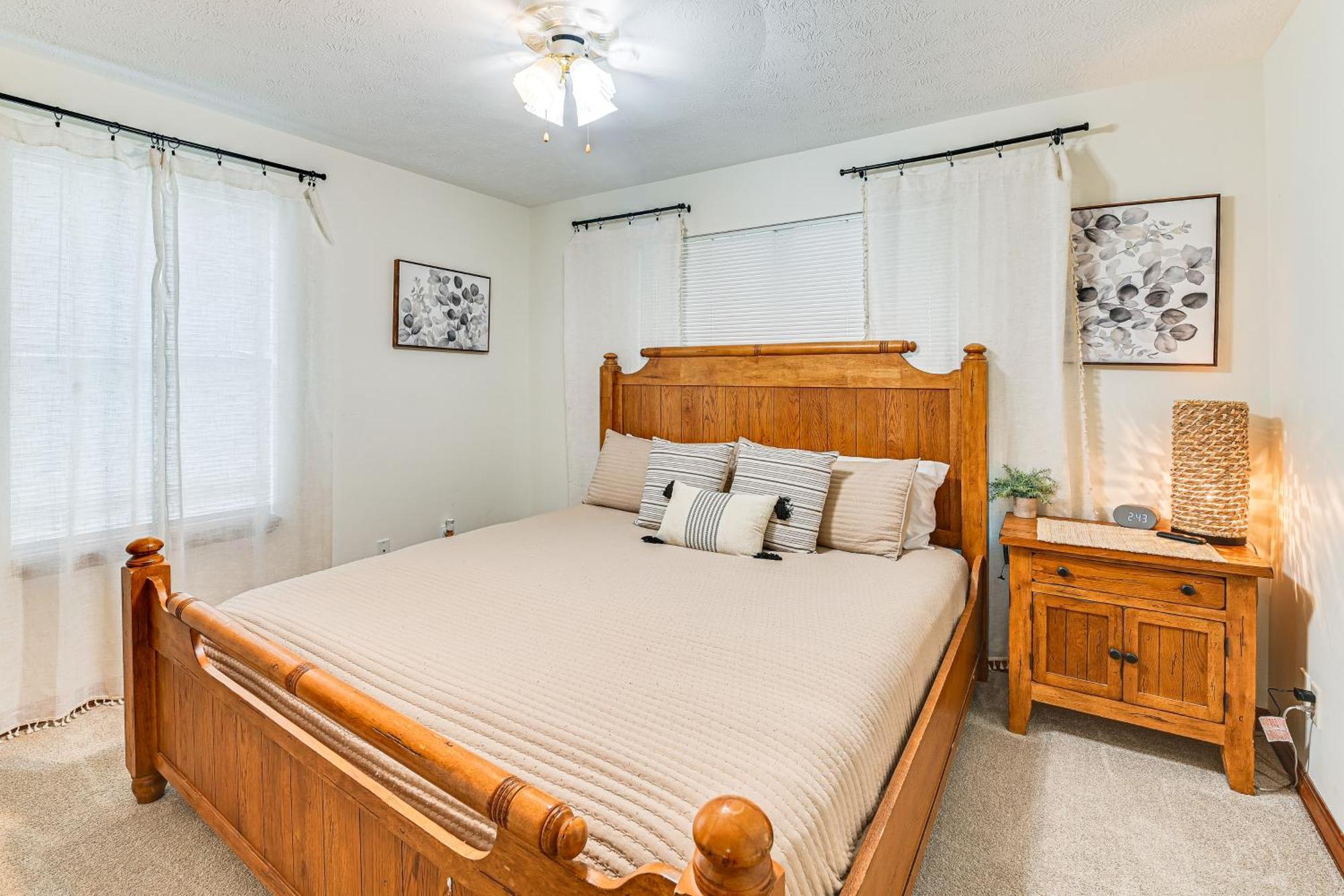 Williamstown Gem With Private Pool And Hot Tub! Βίλα Εξωτερικό φωτογραφία